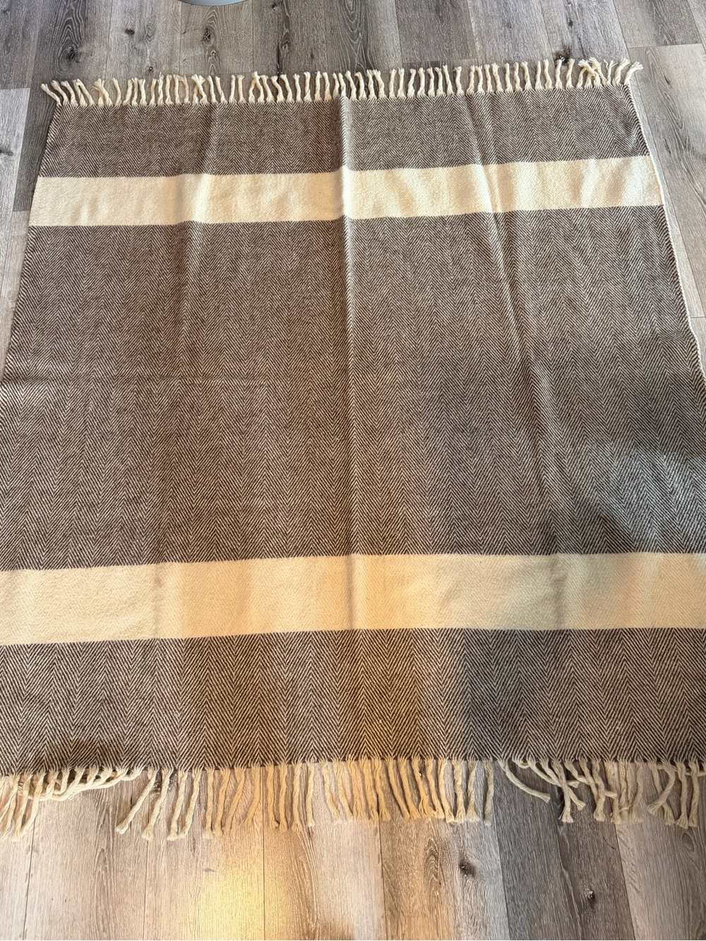 VTG Fringed Herringbone Throw Blanket in Brown and Cream